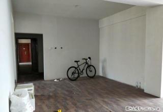 开发区繁华地段150平米15楼简装房出租 - 伊犁28生活网 yili.28life.com