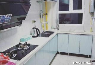 (单间出租)22中跟前 18路8路17路5路21路公交 限女士 - 伊犁28生活网 yili.28life.com