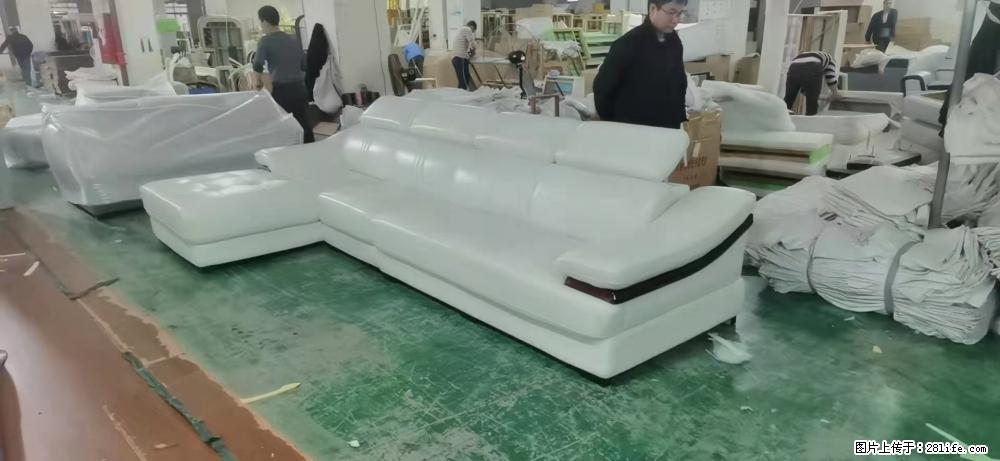 【大厂仿真皮沙发】实木框架,高回弹海绵45密度。全新包装,质量非常好,3.6米右贵妃 - 家居生活 - 伊犁生活社区 - 伊犁28生活网 yili.28life.com